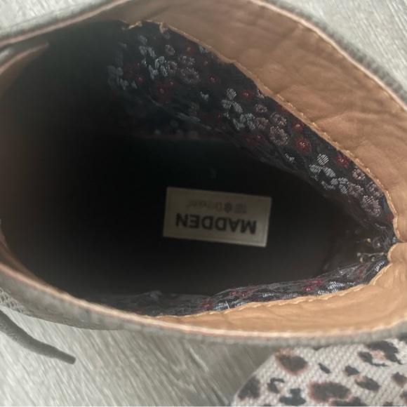 Mens Steve Madden short dress boots, grey, size: 10, great gently worn condition - Picture 2 of 9